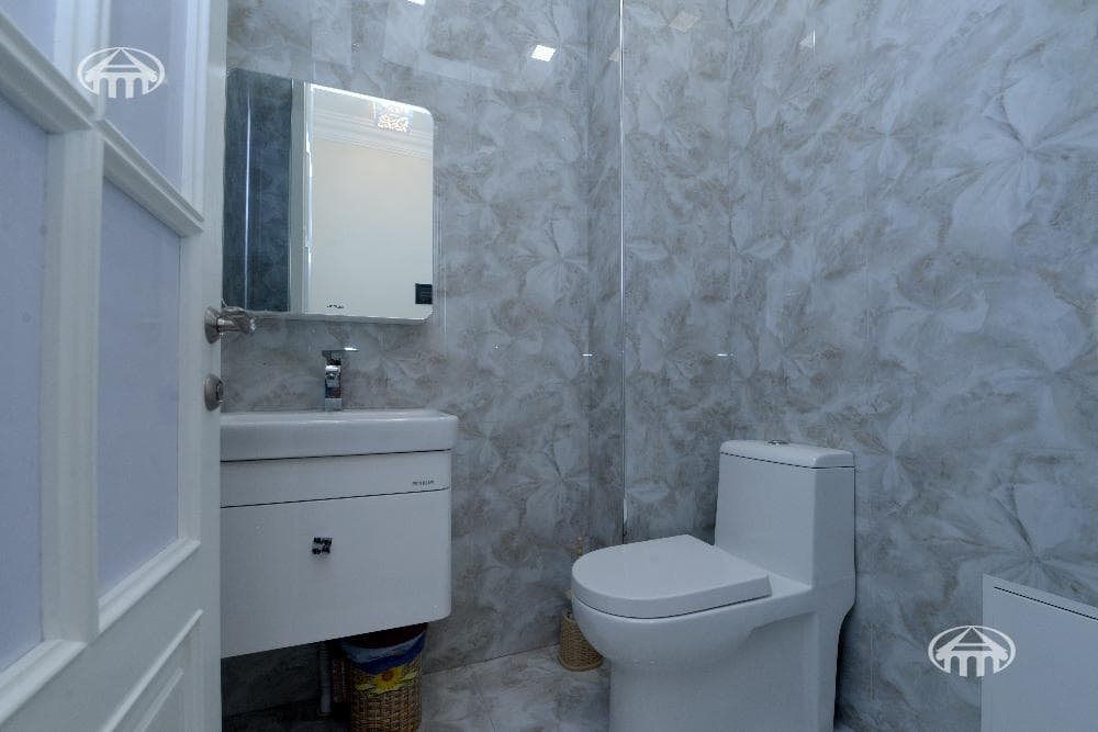 Mansion · 5 rooms · 600 m² · Arabkir