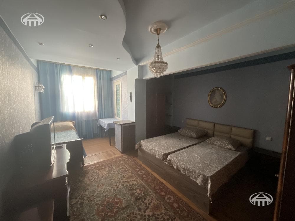 Բնակարան · 3 սեն. · 106 մ² · Կենտրոն