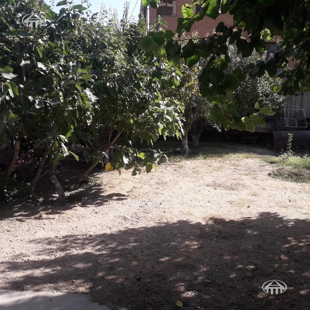 Առանձնատուն · 2 սեն. · 39 մ² · Քանաքեռ-Զեյթուն