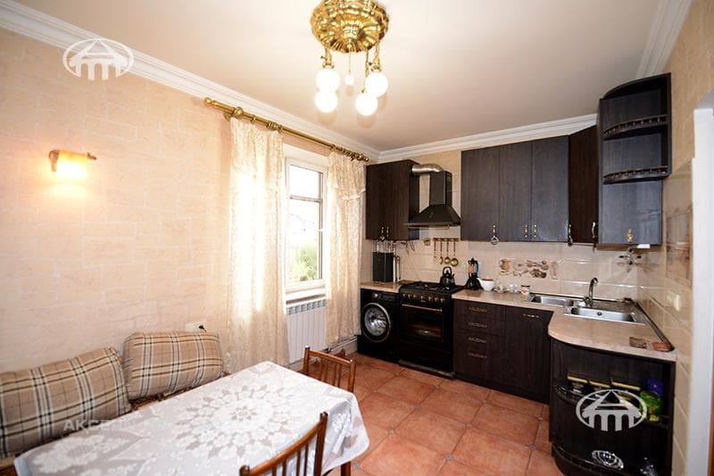 Apartment · 3 rooms · 87 m² · Arabkir