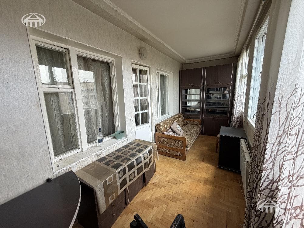 Квартира · 3 комн. · 95 м² · Давташен