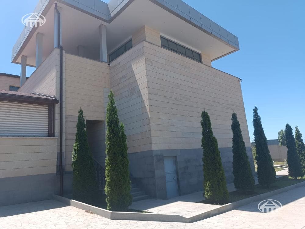Առանձնատուն · 7 սեն. · 873 մ² · Նոր Նորք