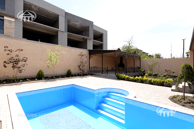 Mansion · 4 rooms · 300 m² · Nork-Marash