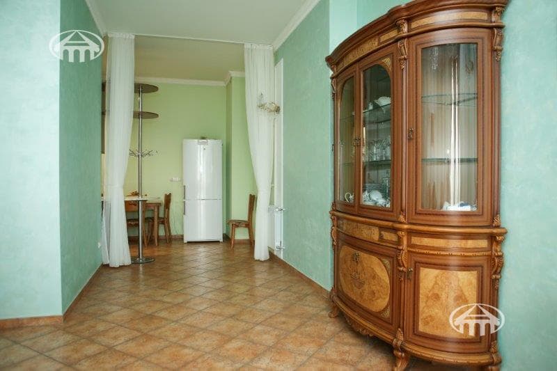 Дом · 5 комн. · 388 м² · Арабкир