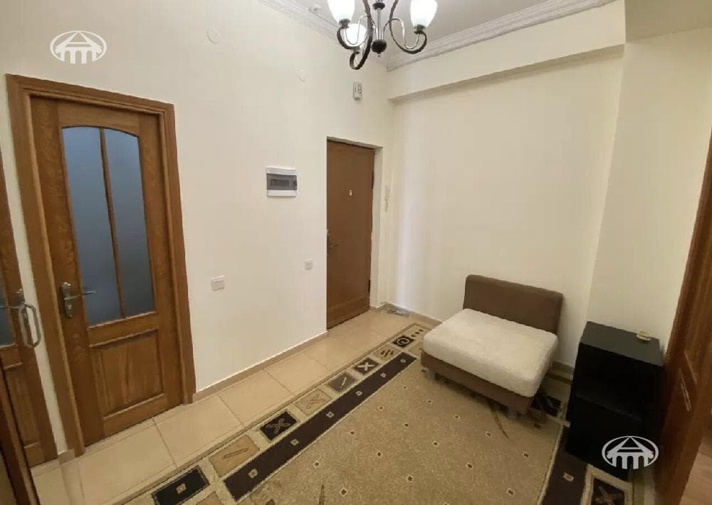 Apartment · 4 rooms · 151 m² · Kentron