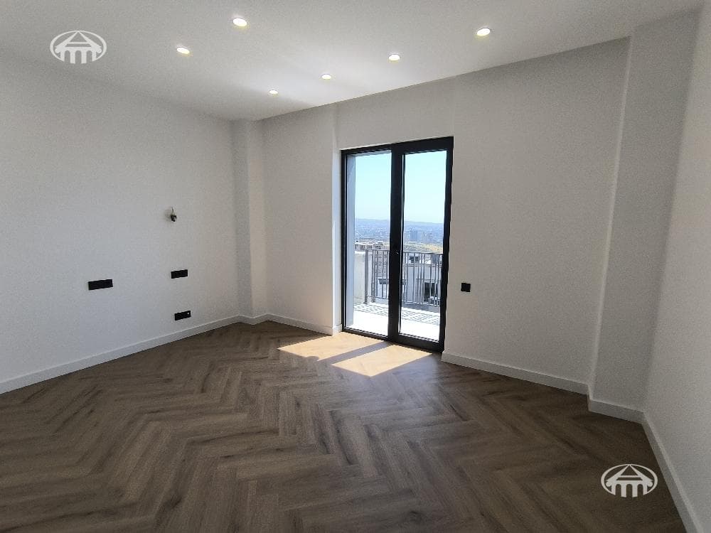 Apartment · 6 rooms · 352 m² · Arabkir