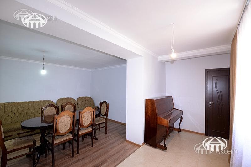 Apartment · 3 rooms · 75 m² · Avan