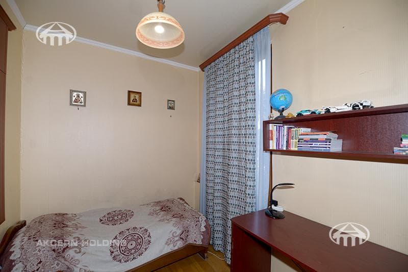 Apartment · 5 rooms · 166 m² · Kentron