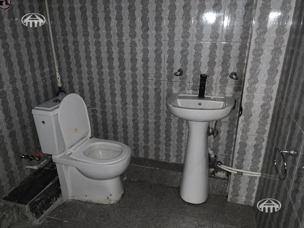 Магазин · 90 м² · Кентрон