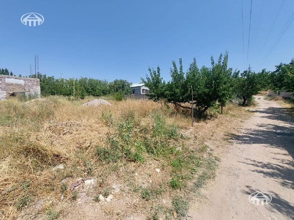 Հողատարածք · 420 մ² · Առինջ