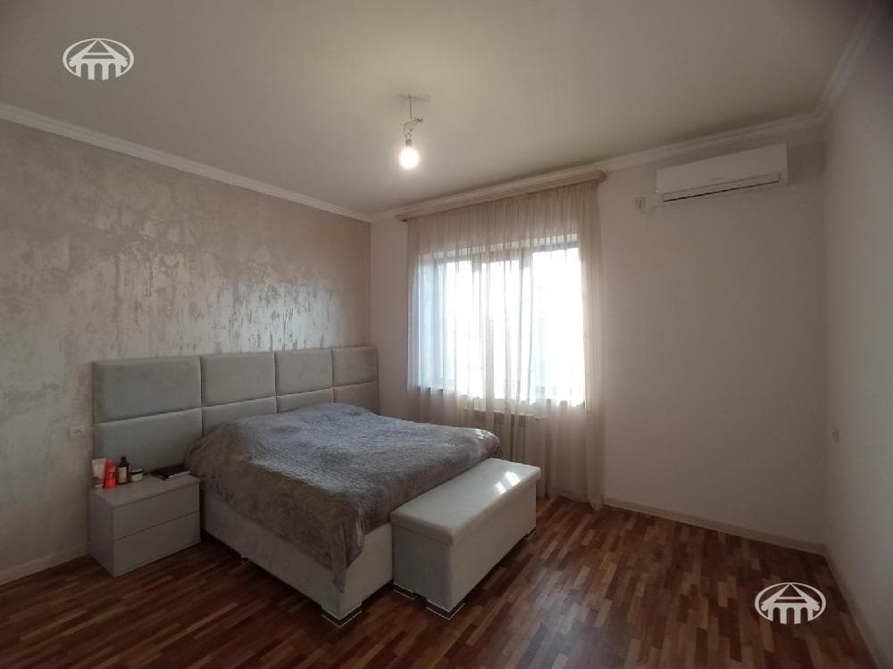 Особняк · 5 комн. · 425 м² · Эребуни