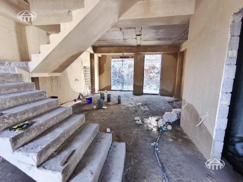 Townhouse · 4 rooms · 130 m² · Davtashen