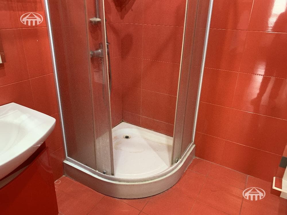 Apartment · 4 rooms · 192 m² · Kentron
