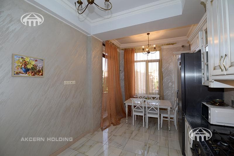 Квартира · 3 комн. · 110 м² · Кентрон