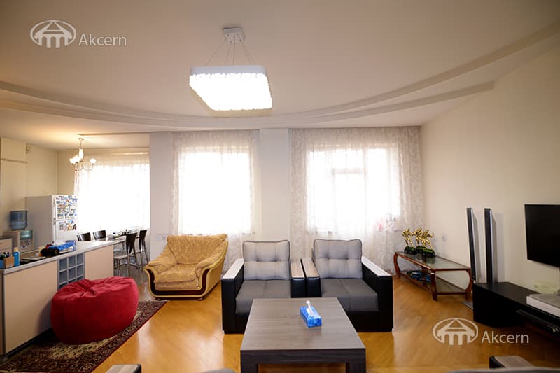 Apartment · 4 rooms · 164 m² · Kentron