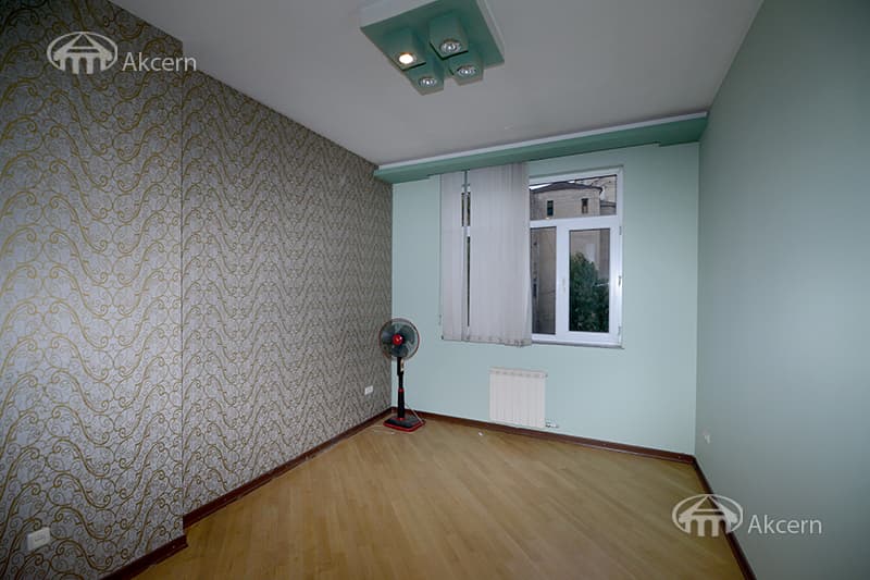 Квартира · 6 комн. · 254 м² · Кентрон