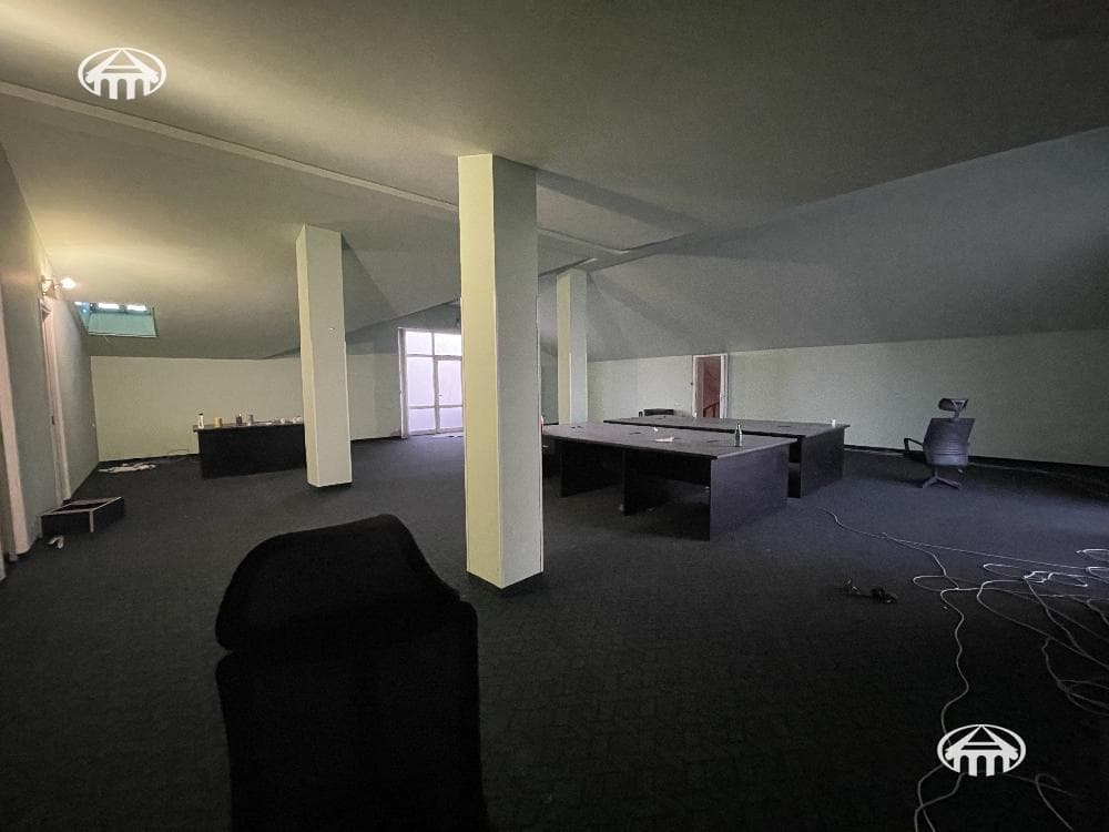 Mansion · 9 rooms · 685 m² · Arabkir