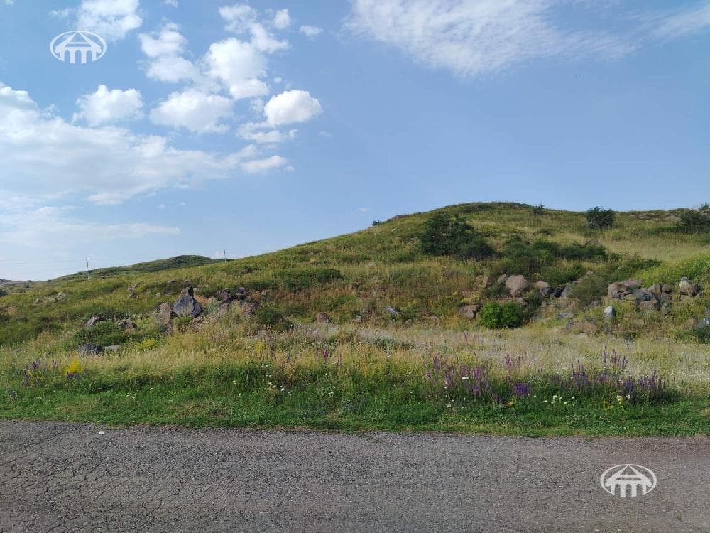 Участок · 2 400 м² · Арташаван