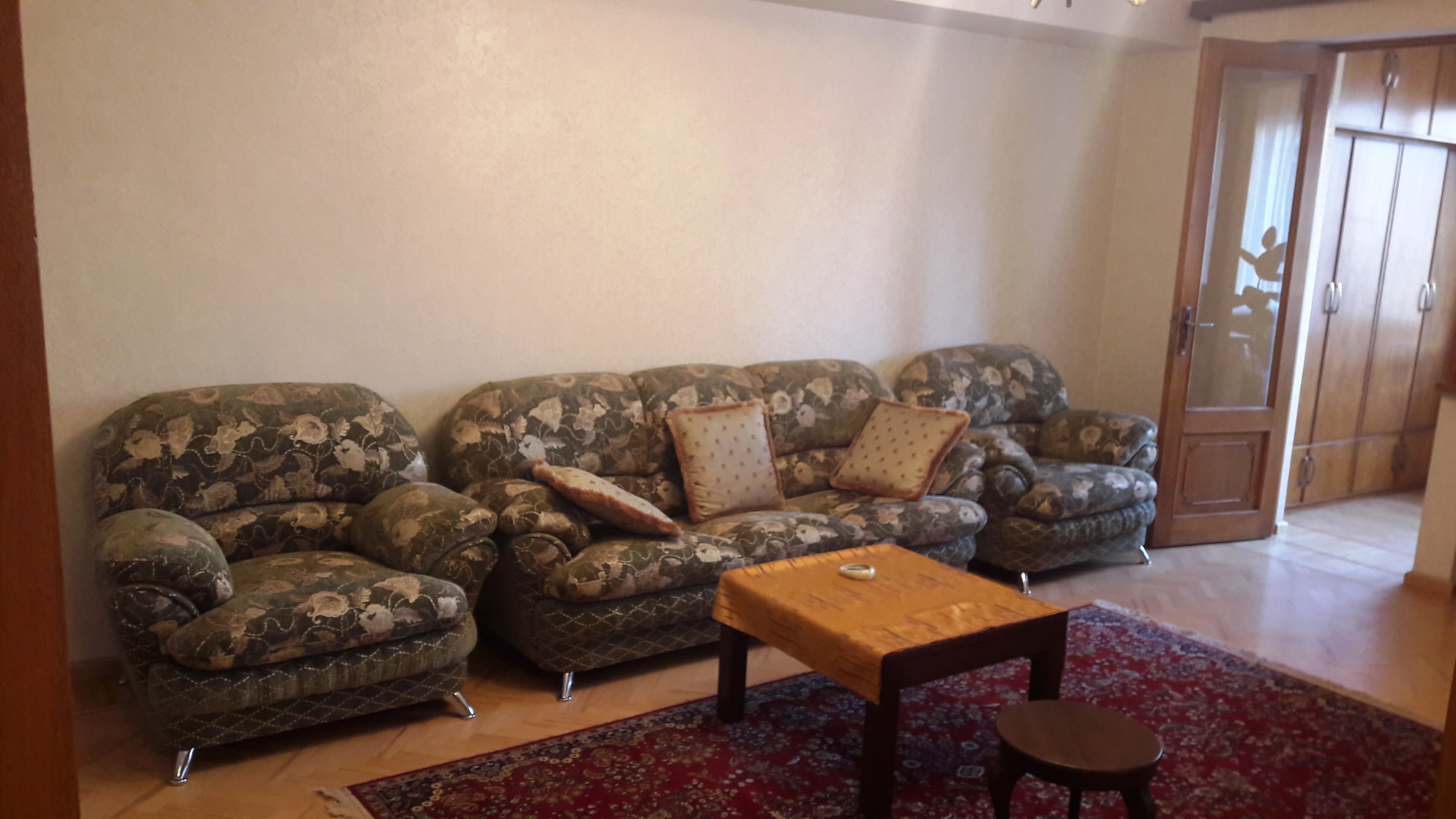 Բնակարան · 1 սեն. · 54 մ² · Կենտրոն