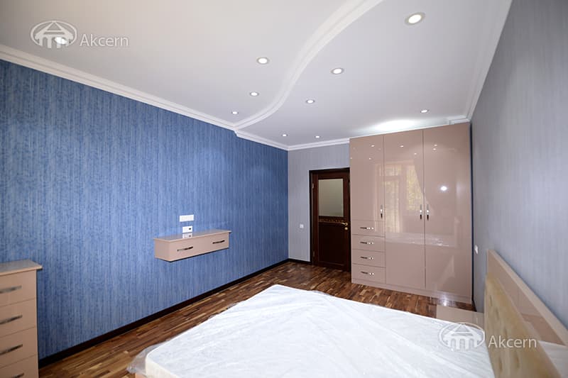 Բնակարան · 4 սեն. · 137 մ² · Կենտրոն — Լուսանկար 23 / 30