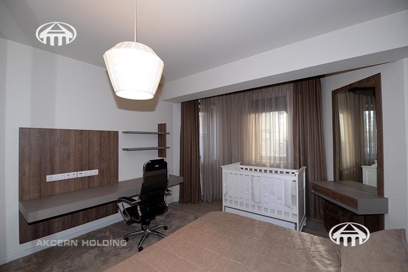 Apartment · 4 rooms · 117 m² · Kentron