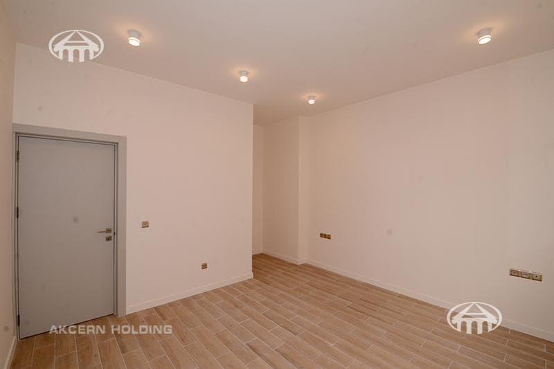 Квартира · 3 комн. · 107 м² · Кентрон