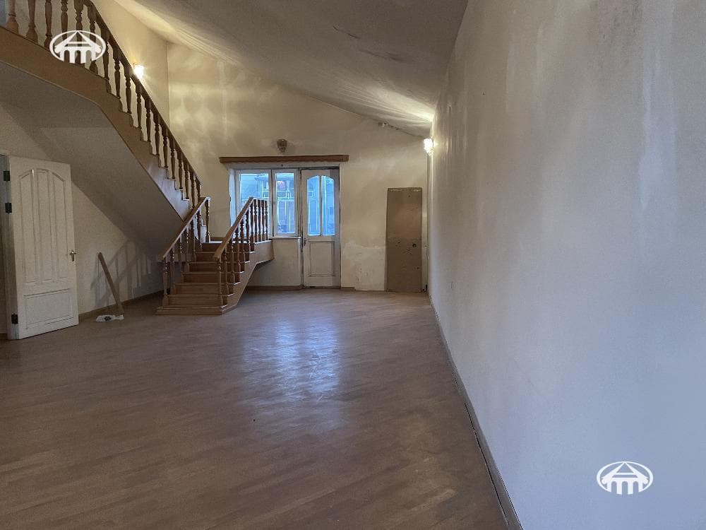 Mansion · 9 rooms · 685 m² · Arabkir