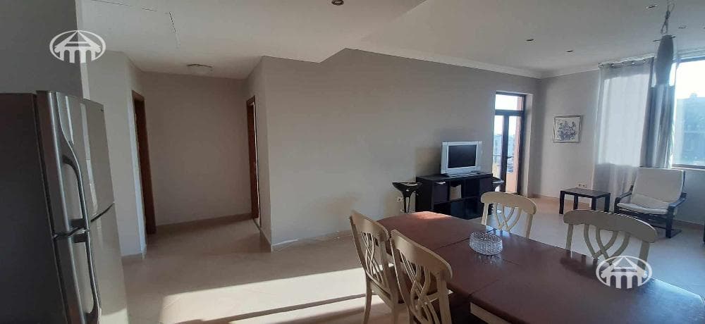 Квартира · 2 комн. · 85 м² · Кентрон
