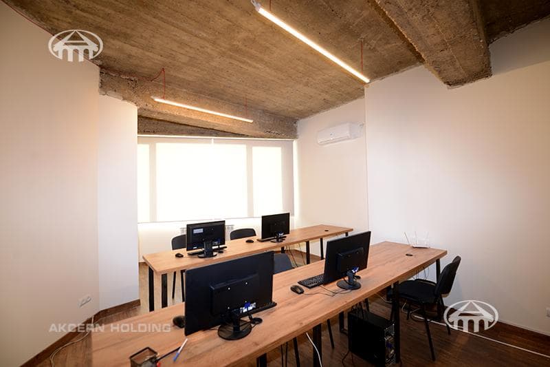 Office · 660 m² · Kentron
