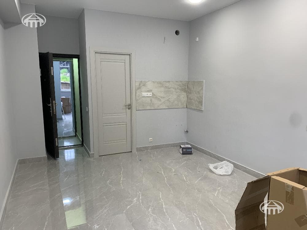 Apartment · 2 rooms · 38 m² · Kentron