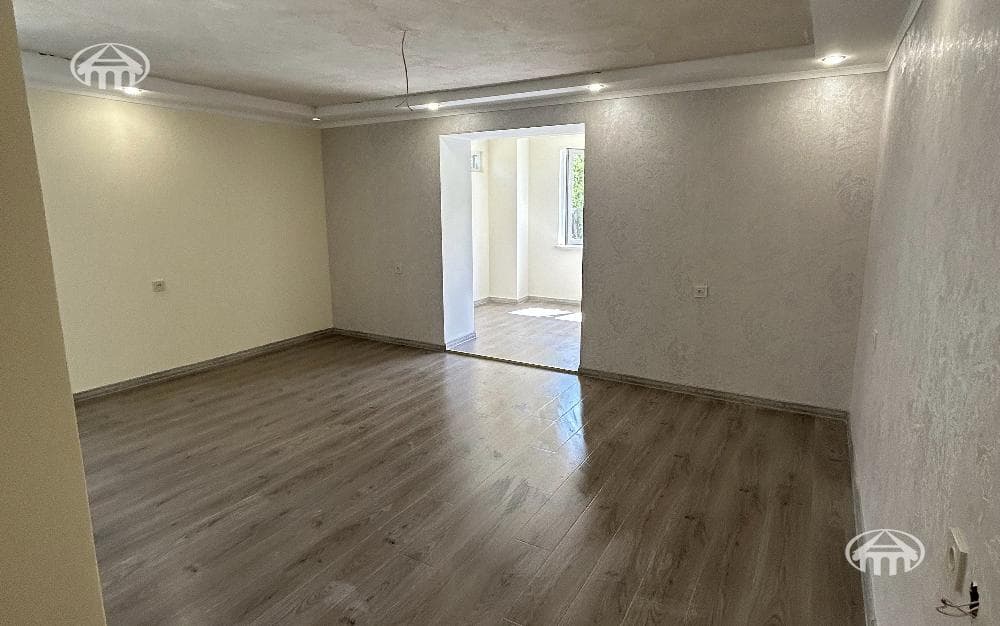 Квартира · 42 м² · Раздан
