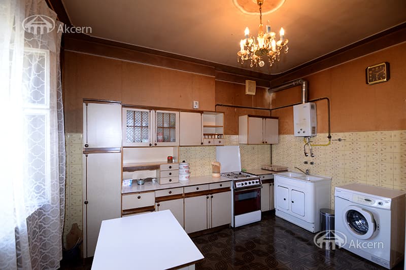Дом · 7 комн. · 557 м² · Кентрон