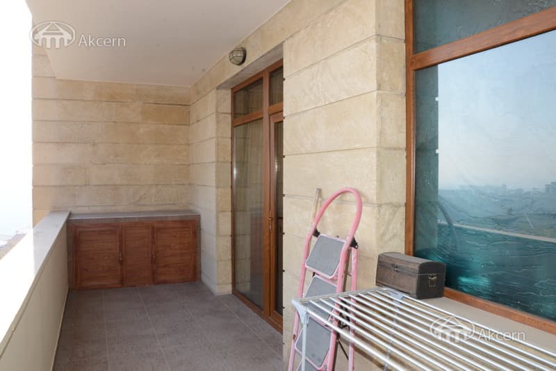 Apartment · 3 rooms · 177 m² · Arabkir