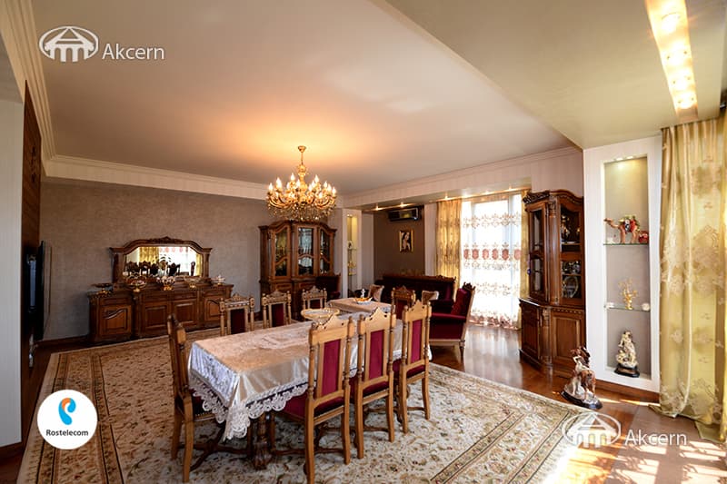 Квартира · 4 комн. · 190 м² · Арабкир