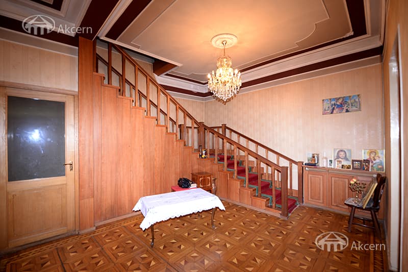 Особняк · 6 комн. · 600 м² · Нор Гехи