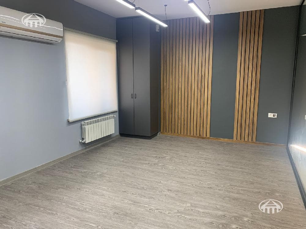 Office · 340 m² · Arabkir