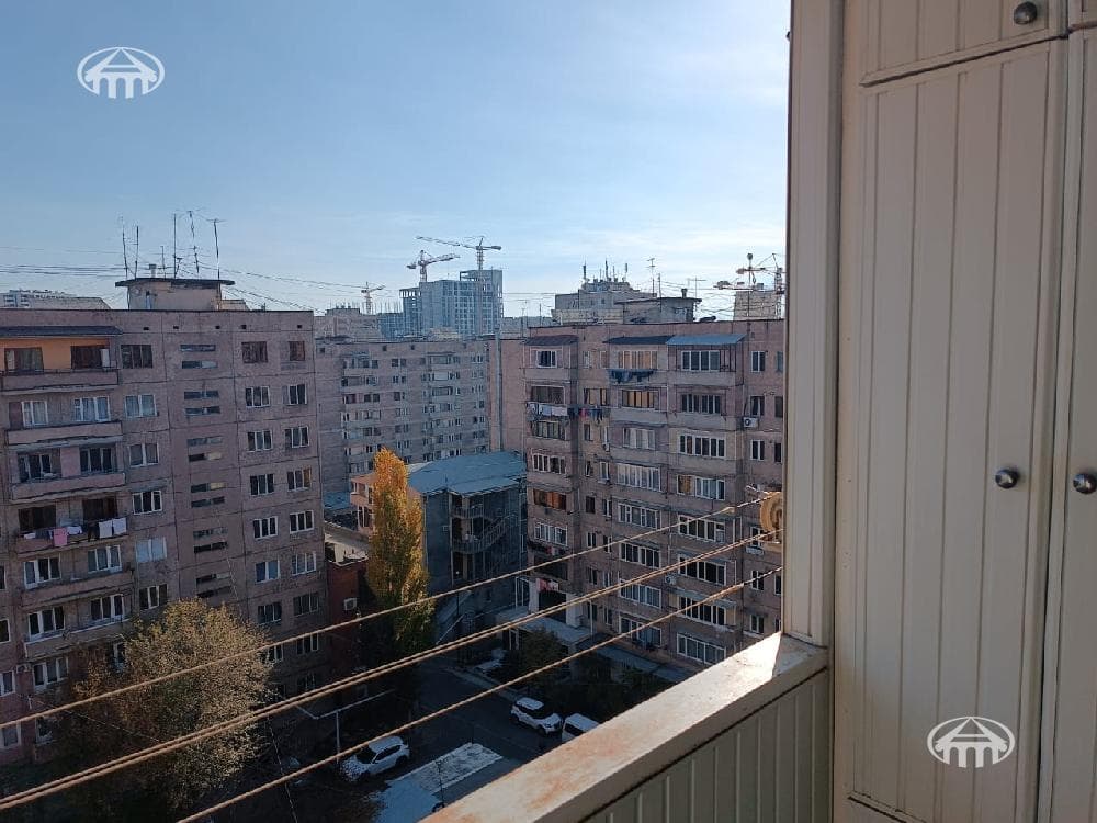 Apartment · 3 rooms · 76 m² · Davtashen