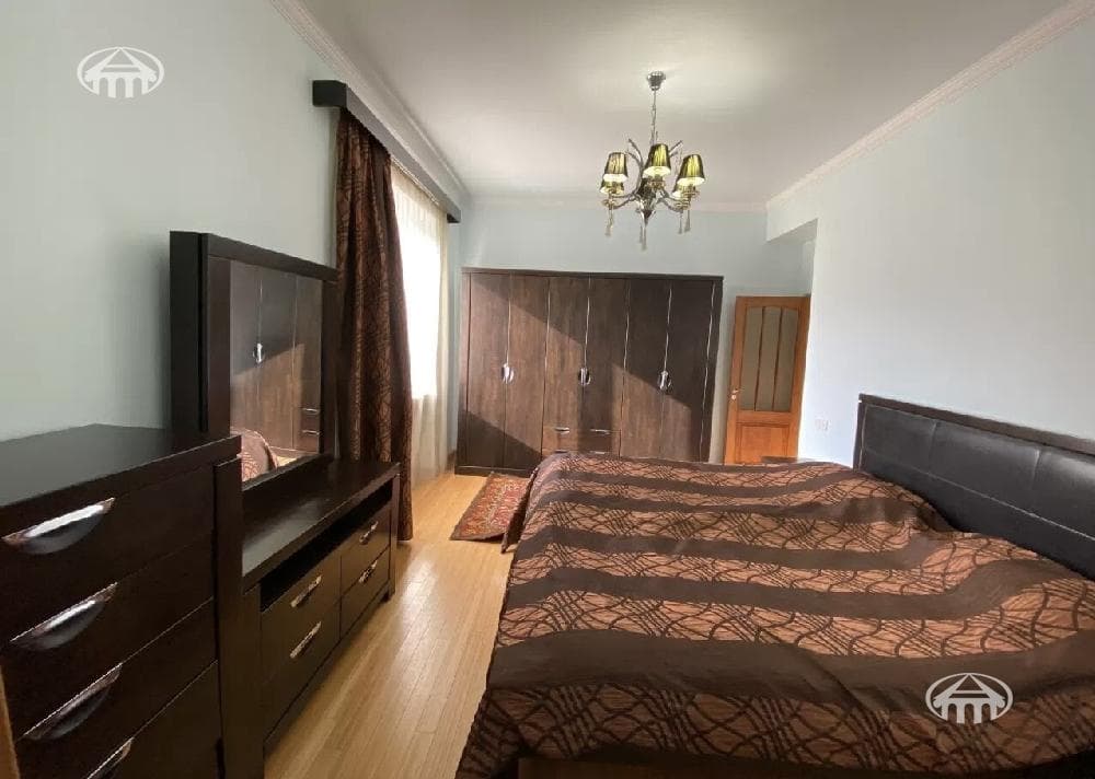 Apartment · 4 rooms · 151 m² · Kentron