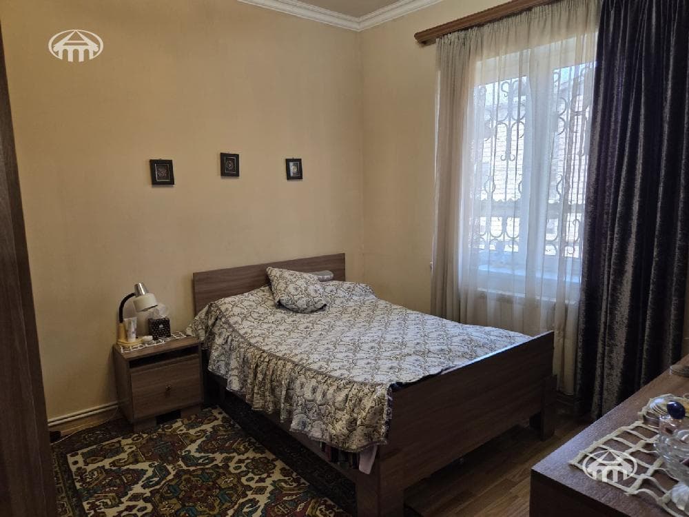 Առանձնատուն · 7 սեն. · 439 մ² · Ավան