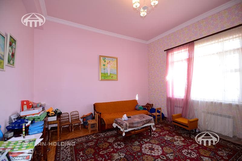 Особняк · 5 комн. · 310 м² · Арташаван