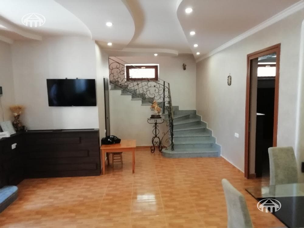 Hotel · 1,366 m² · Tsaghkadzor