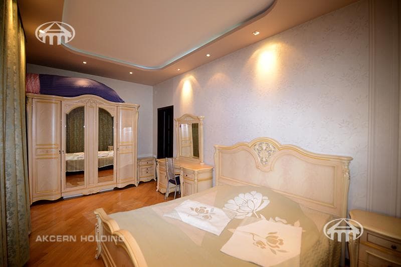 Квартира · 3 комн. · 120 м² · Арабкир