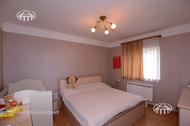 Дом · 5 комн. · 175 м² · Кентрон