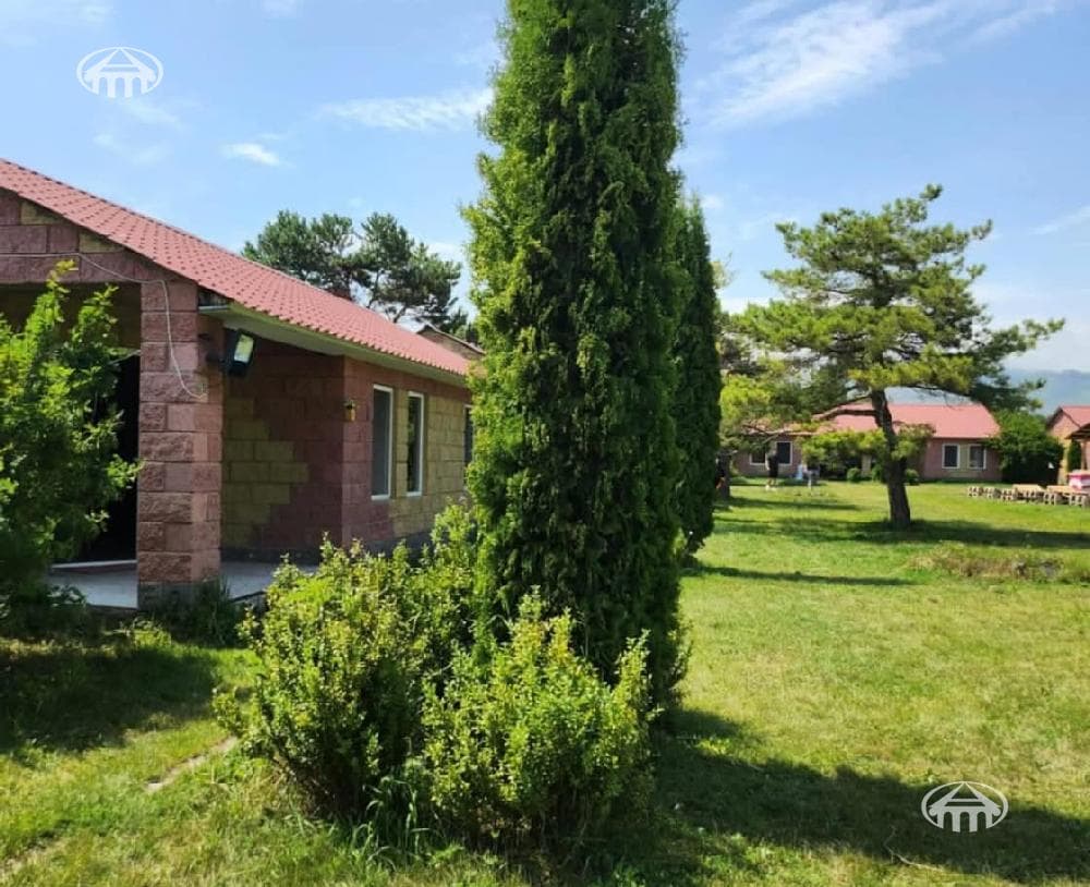 Hotel · 969 m² · Sevan