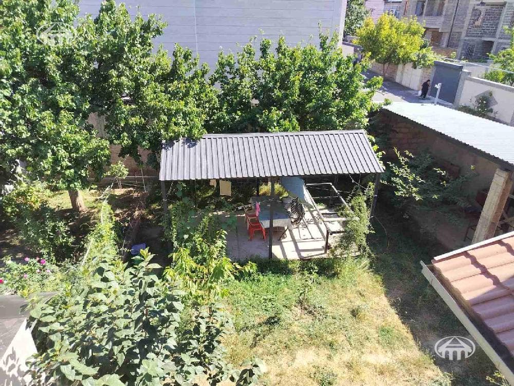 Mansion · 6 rooms · 470 m² · Davtashen — photo 32 / 32
