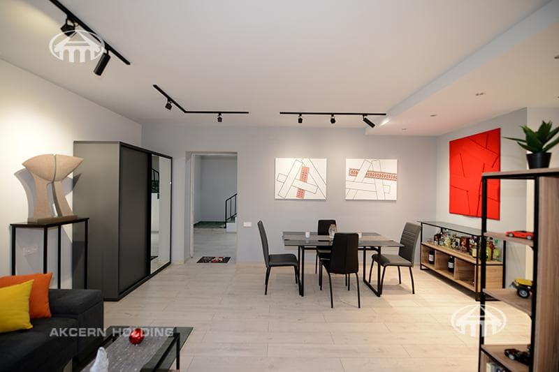 Особняк · 6 комн. · 480 м² · Аджапняк