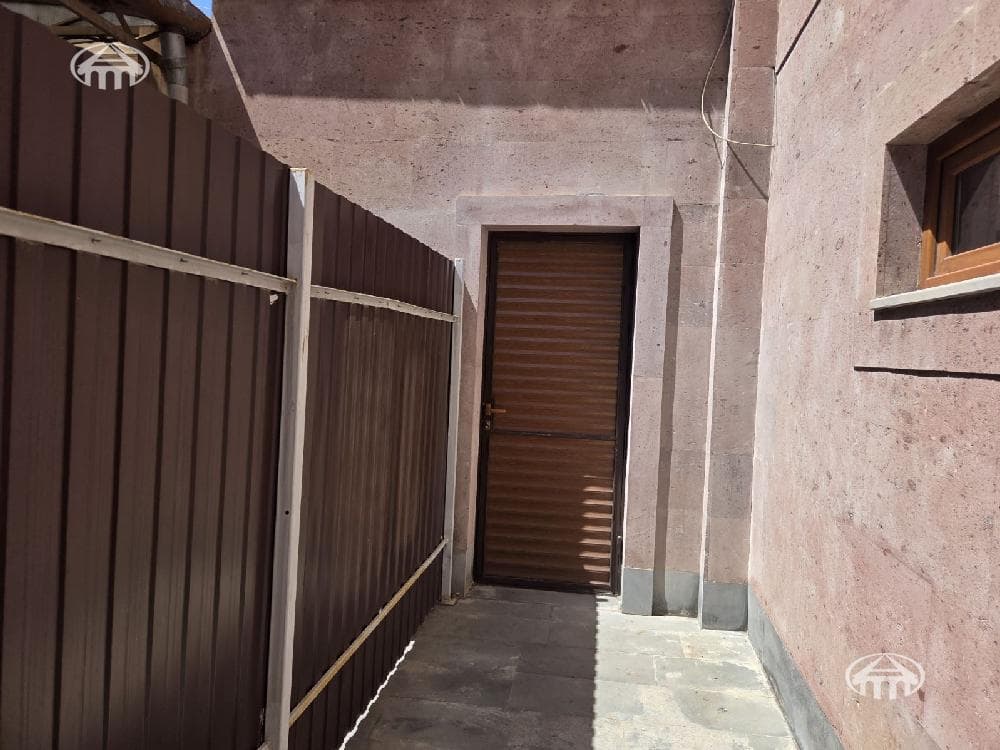 Дом · 2 комн. · 60 м² · Эребуни