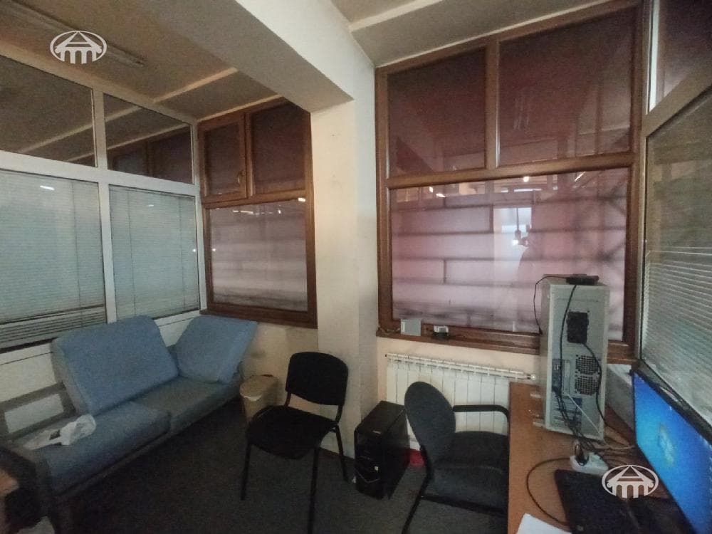 Office · 309 m² · Kentron
