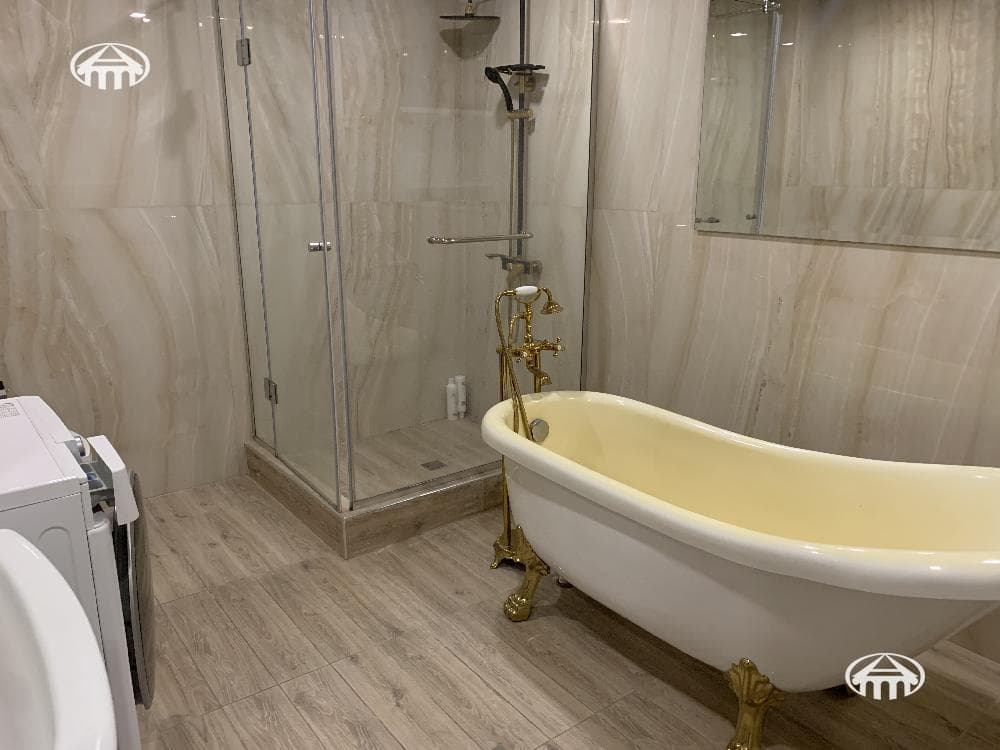 Дом · 8 комн. · 401 м² · Арабкир