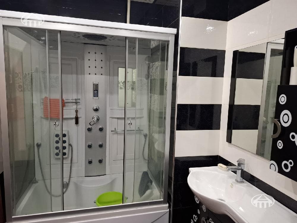 Квартира · 3 комн. · 83 м² · Шенгавит
